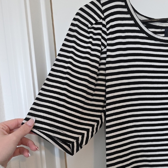 RACHEL Rachel Roy Striped Short Sleeve Top - Picture 3 of 5